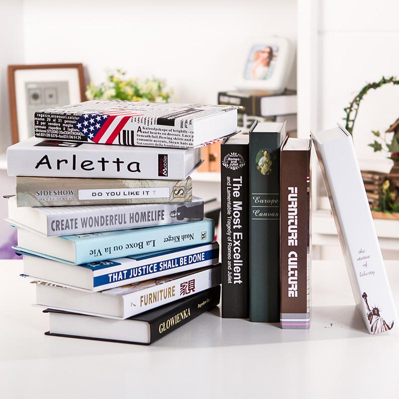 翻(fan)蓋書盒(he)