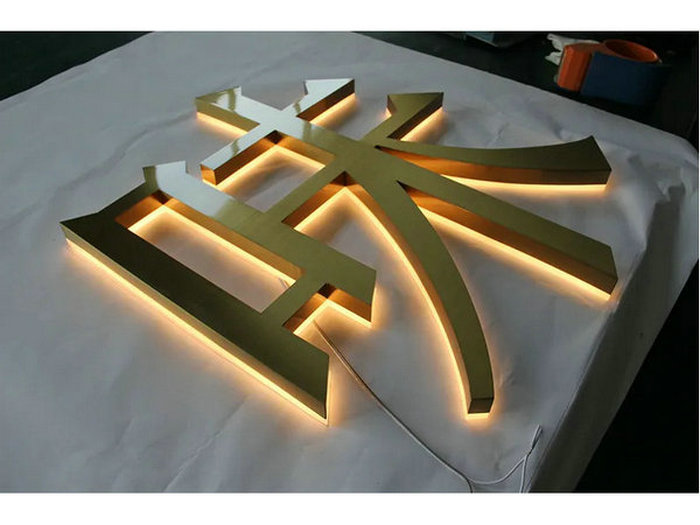 電鍍背發光(guang)字